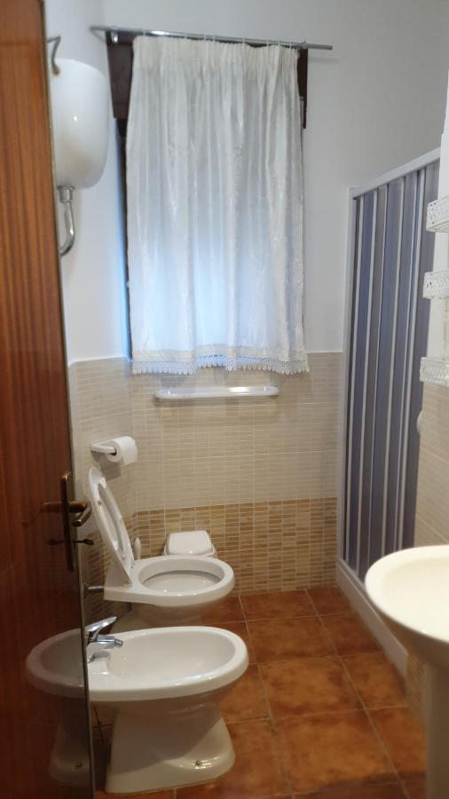 מרינה די קמרוטה Casa Vacanze Luisa מראה חיצוני תמונה