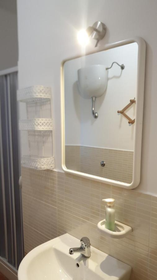 מרינה די קמרוטה Casa Vacanze Luisa מראה חיצוני תמונה